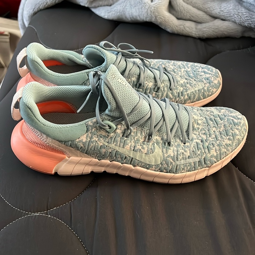 Nike shoes